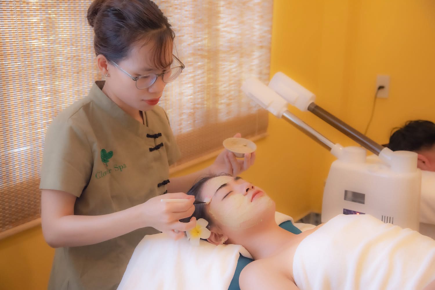 Liệu Pháp Chăm Sóc Da Mặt Từ Thiên Nhiên