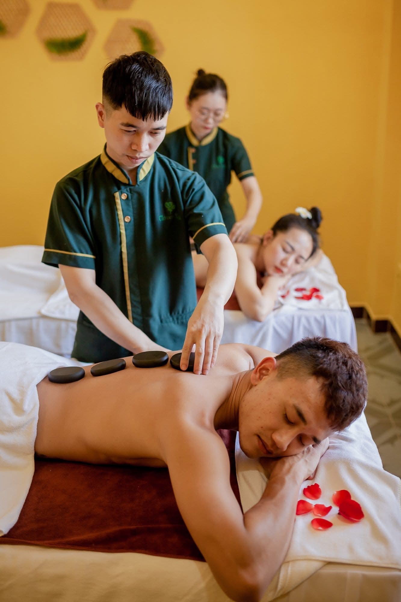 Đá nóng & Thảo dược 70p